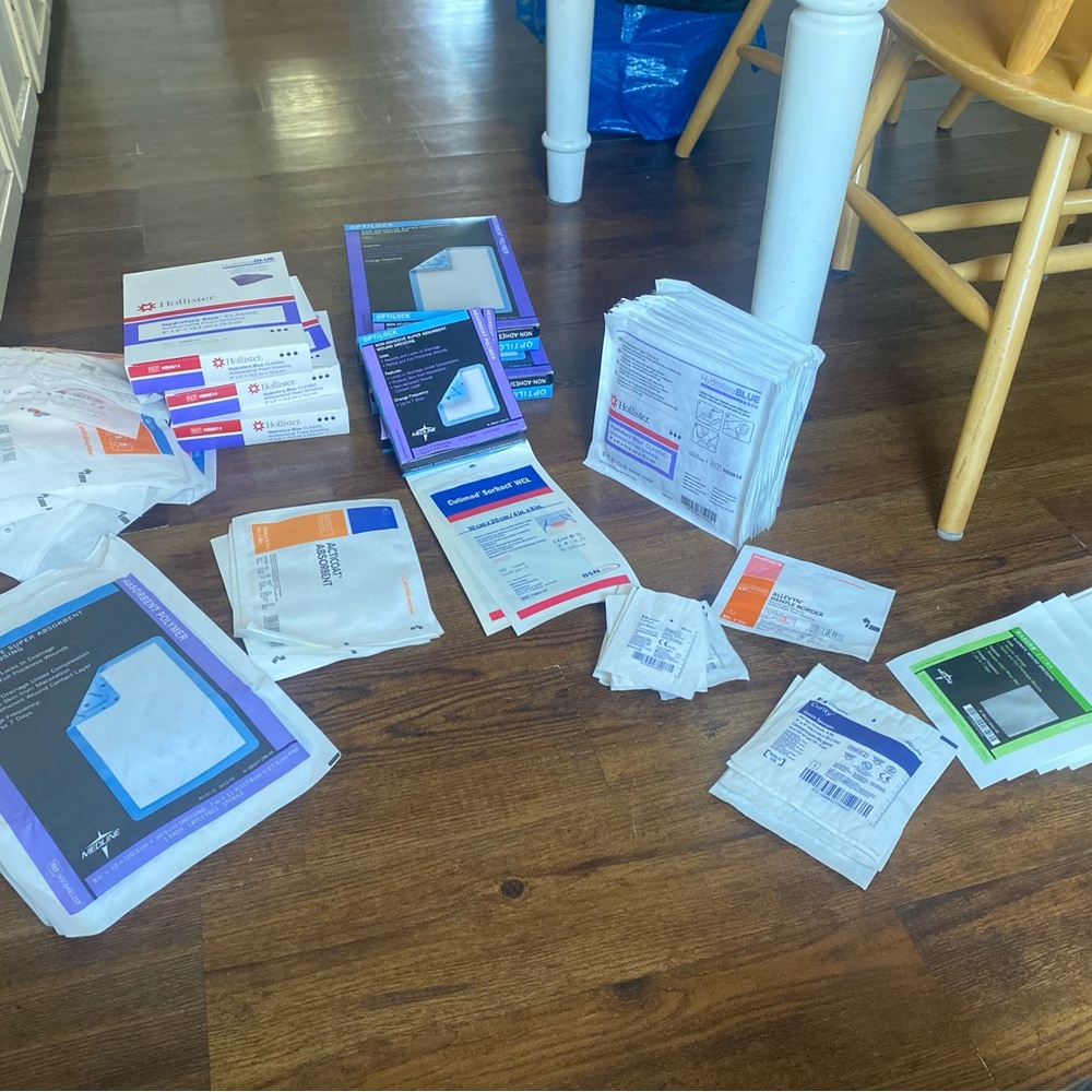 Huge medical lot wound dressing professional